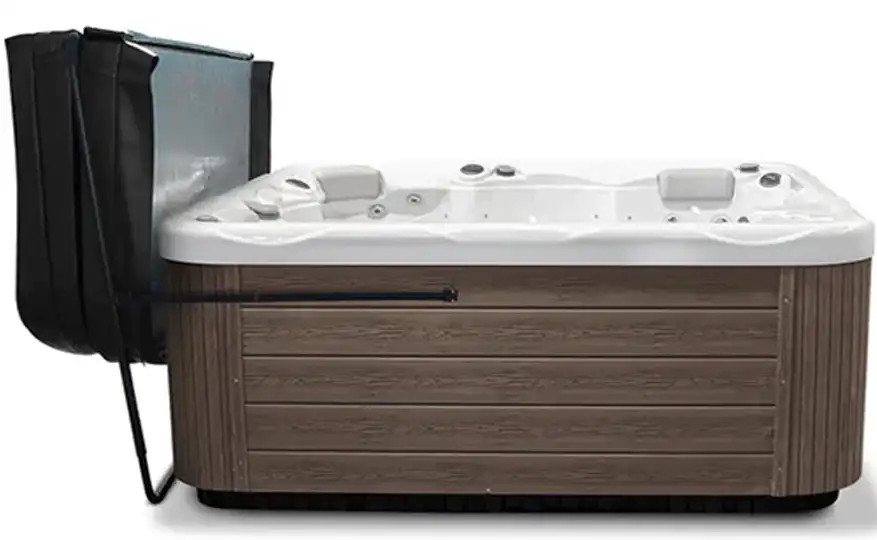Picture of Wellis hot tub cover lift.