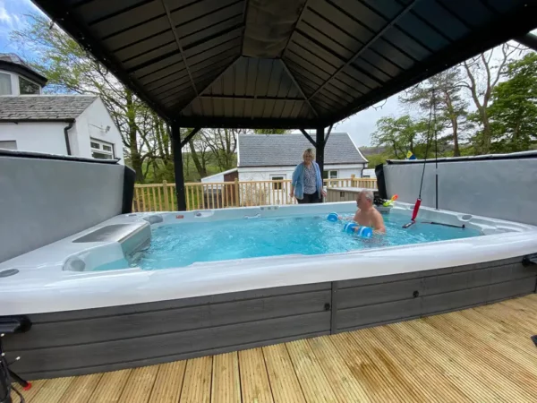 Wellis Danube Swim Spa