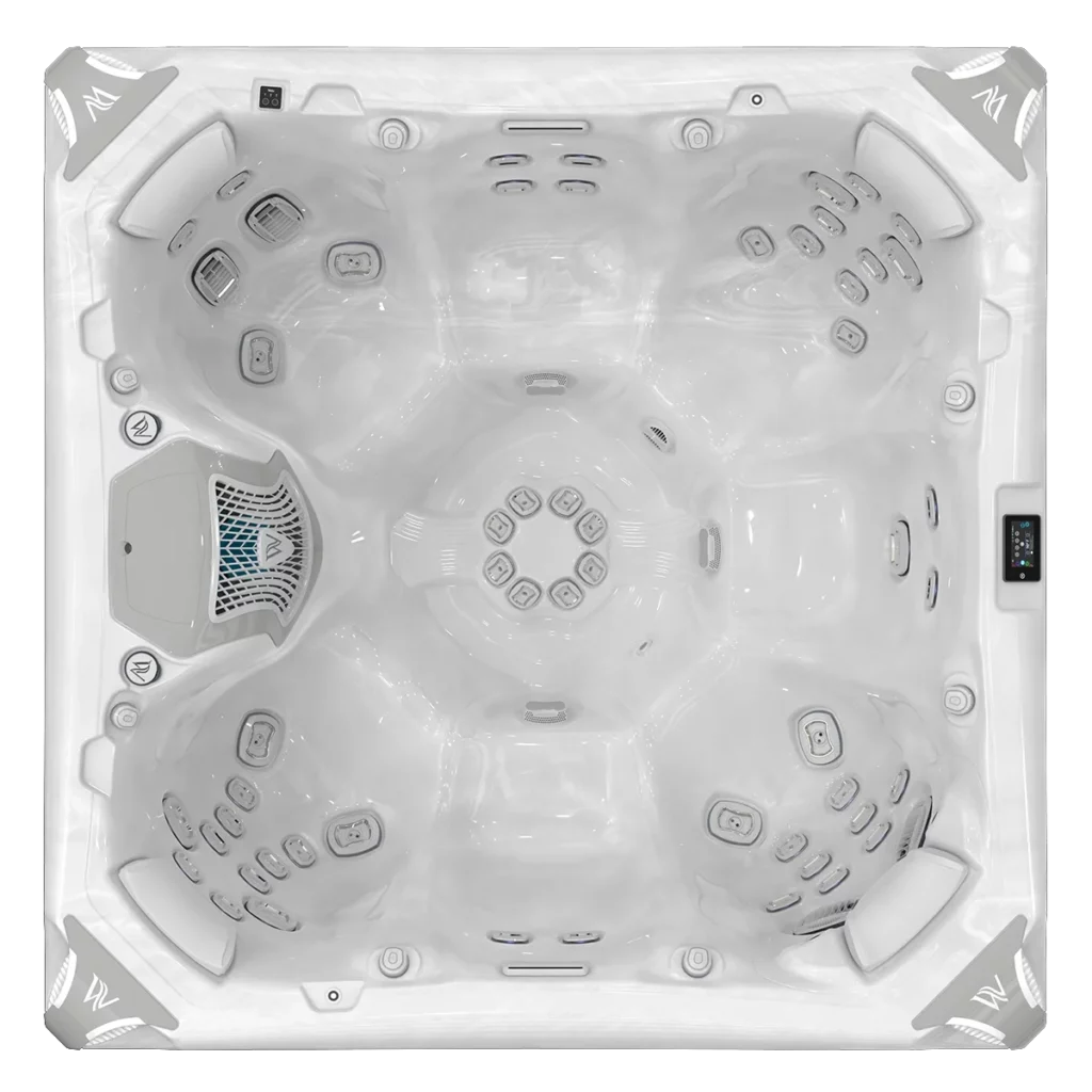 Elbrus Life Hot Tub