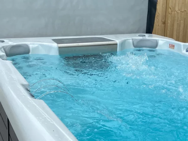 Wellis Danube Swim Spa
