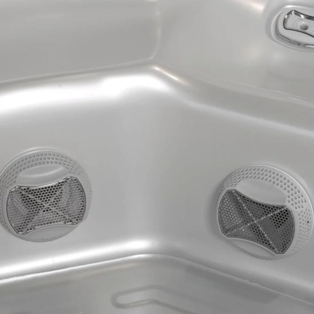 Mandala Life Hot Tub