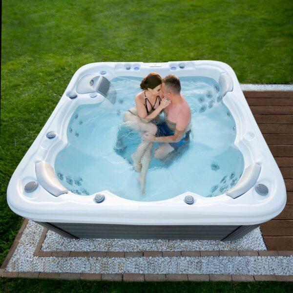 Wellis Lugano hot tub lifestyle