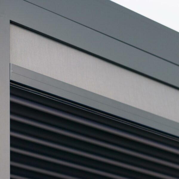 Wellis Motoinflex pergola detail