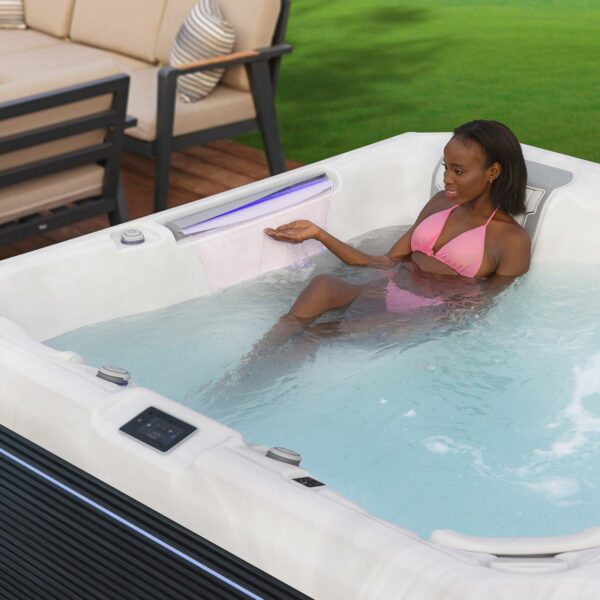 Atlas life hot tub lifestyle