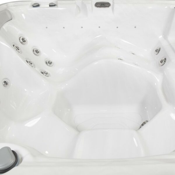Wellis Milano hot tub detail
