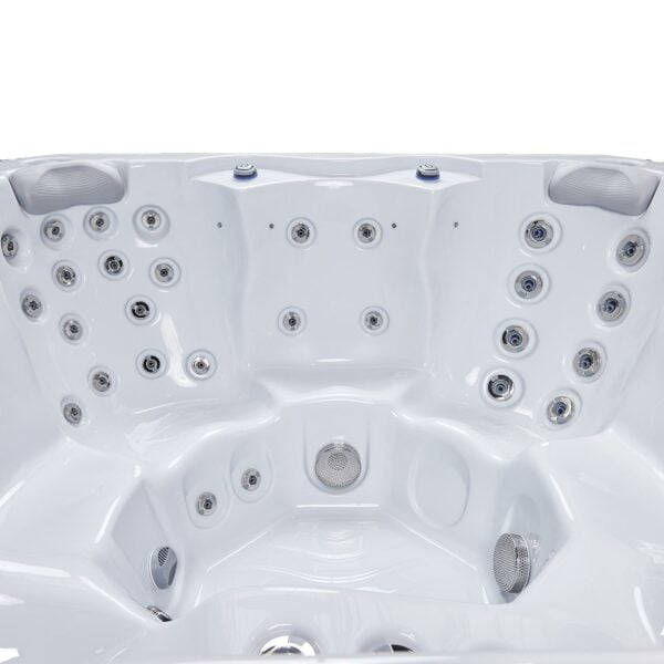 Wellis Prague Life hot tub detail view