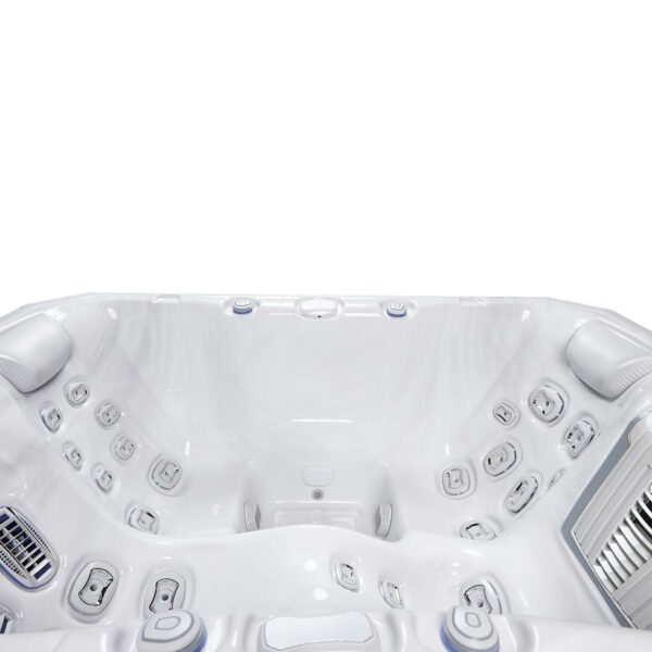 Wellis Teide hot tub detail
