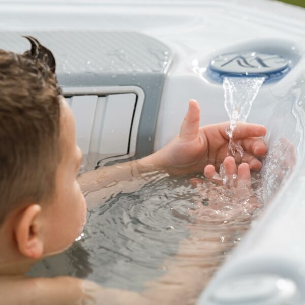 Wellis Teide hot tub lifestyle