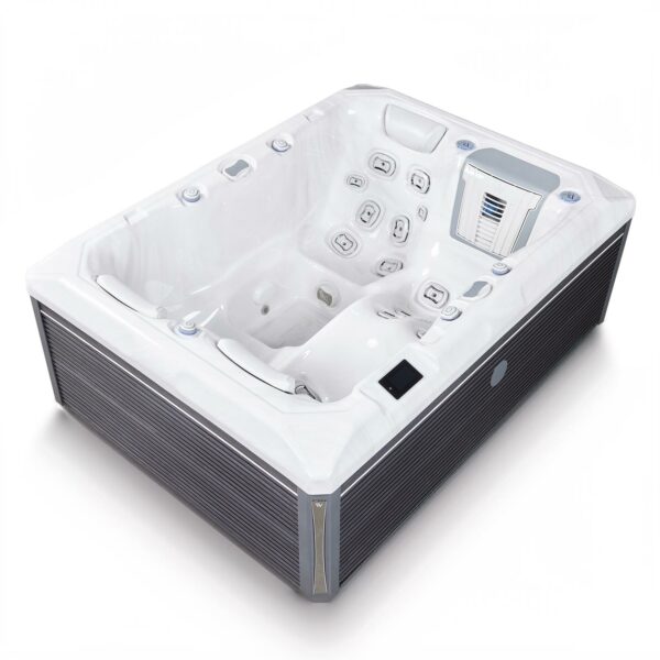 Wellis Teide hot tub side view