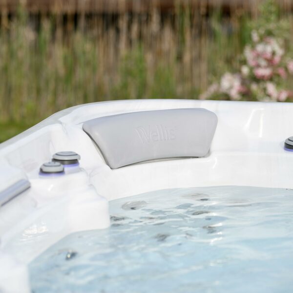 Wellis Vienna hot tub lifestyle