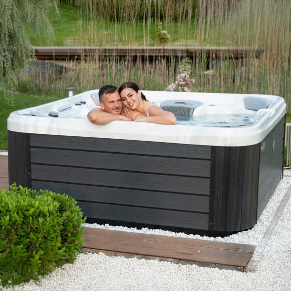 Wellis Vienna hot tub lifestyle