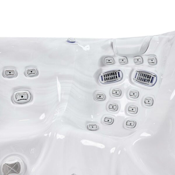 Wellis Kilimanjaro Life hot tub detail