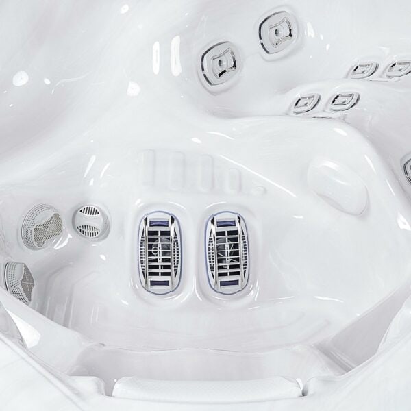 Wellis Kilimanjaro Life hot tub detail