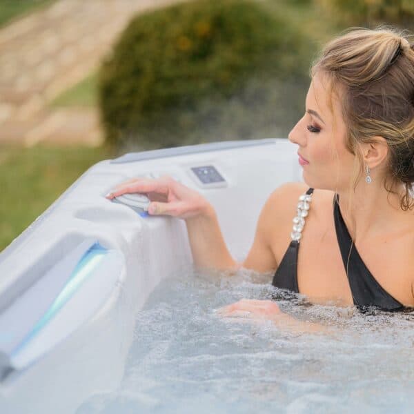 Wellis Kilimanjaro Life hot tub lifestyle