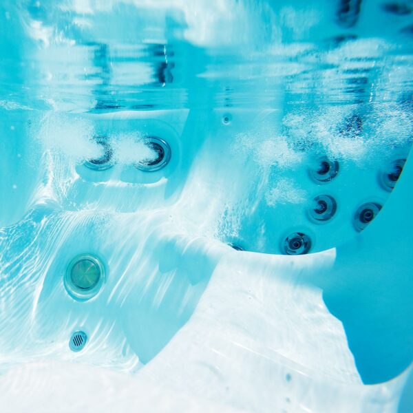 Wellis Olympus Life hot tub lifestyle