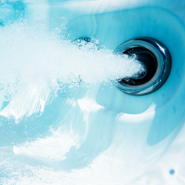Wellis Olympus Life hot tub lifestyle